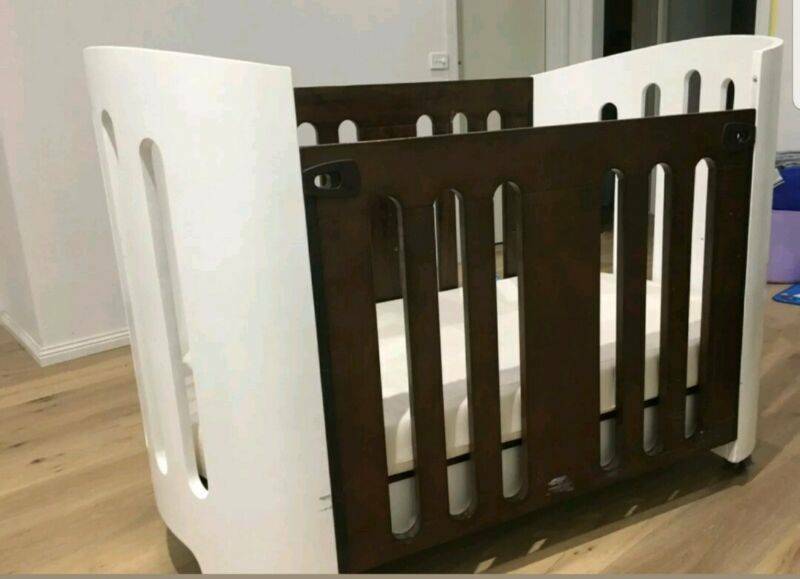 bloom luxo cot
